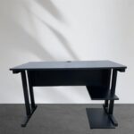 Escritorio Gamer Plataforma para Monitor LED RGB c/ Control Remoto - Modelo 2